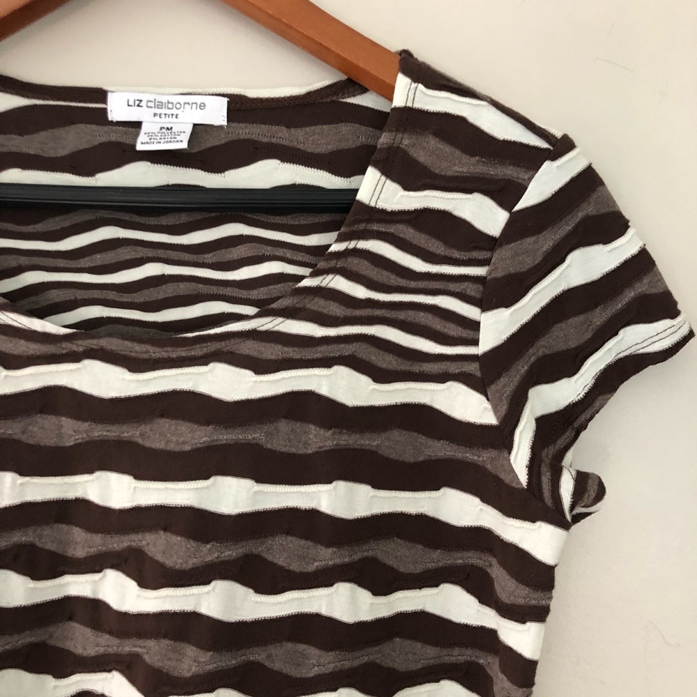 Liz Claiborne Textured Short Sleeve Tee